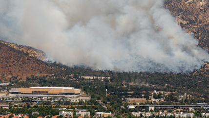   El Club Deportivo Universidad Católica se pronunció por incendio forestal en San Carlos de Apoquindo 