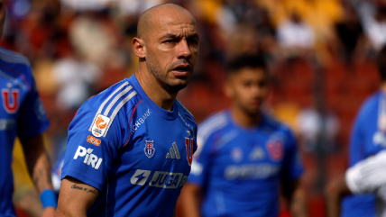   Universidad de Chile, Racing y Hamburgo encabezaron saludos al cumpleañero Marcelo Díaz 