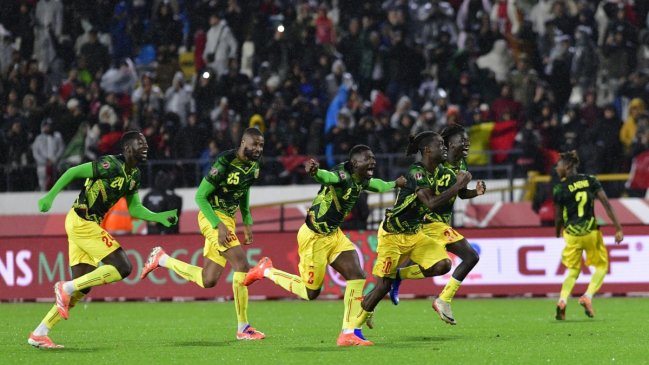 Brujo que prometió el título de Malí en la Copa Africana fue detenido por estafa