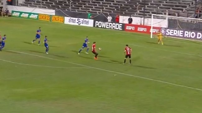 [VIDEO] El chileno Lautaro Millán extendió la ventaja de Independiente sobre Everton