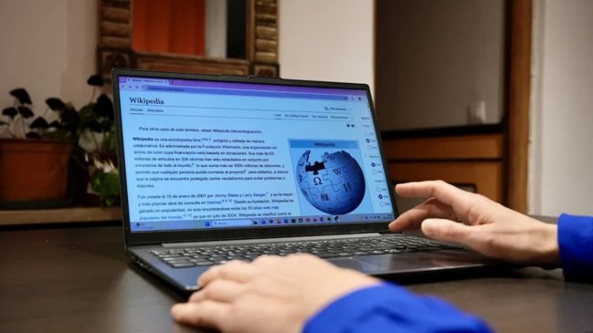 Wikipedia, la enciclopedia abierta y colaborativa más grande del mundo, cumple un cuarto de siglo