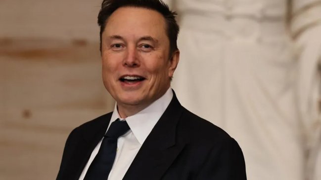 Elon Musk niega que la IA Grok genere imágenes de menores desnudos