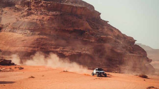 Lucas del Río cedió su posición de podio en el Rally Dakar