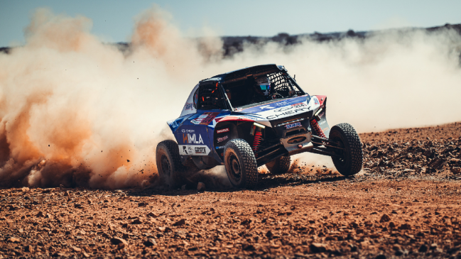 Casale superó duros problemas en la undécima etapa y se mantuvo en el top ten del Dakar