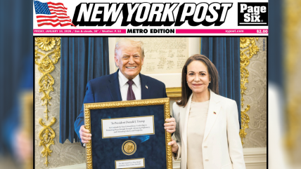 Machado entregó a Trump la medalla del Nobel enmarcada como 