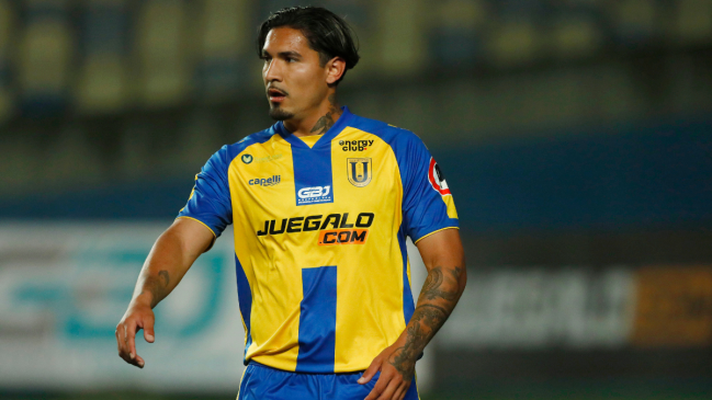 ¿Cuándo y dónde ver a U. de Concepción ante Racing de Montevideo en la Serie Río de La Plata?