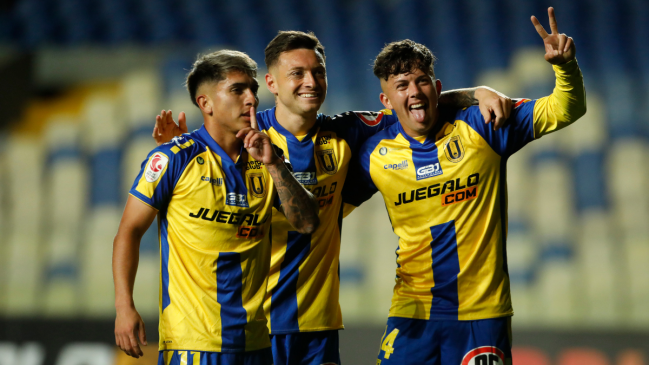 Universidad de Concepción enfrenta a Central Español por la Serie Río de La Plata