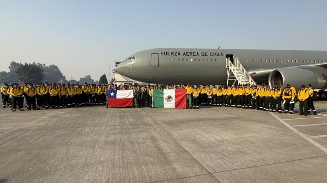 Brigadistas mexicanos se suman al combate de los incendios en Chile