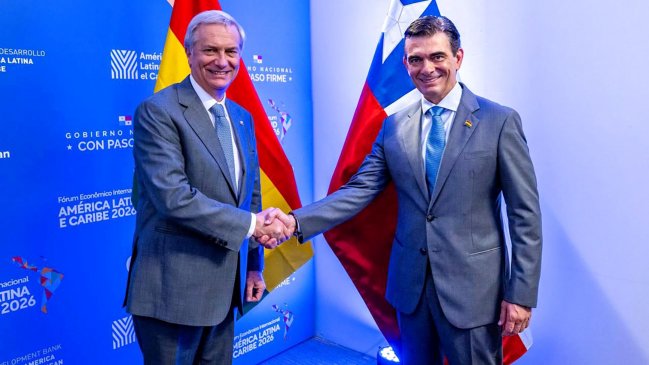 Kast y Paz se reunieron para 