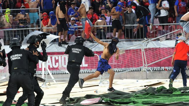 Universidad de Chile presentará querellas contra detenidos que causaron incidentes en el Nacional