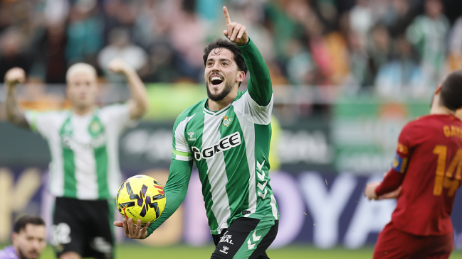 Real Betis de Manuel Pellegrini logró agónica remontada ante un combativo Valencia