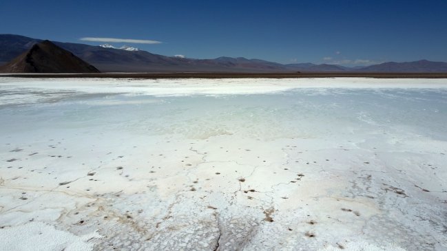 India lanza plan para arrebatar a China el control de minerales y apunta a yacimientos en Chile