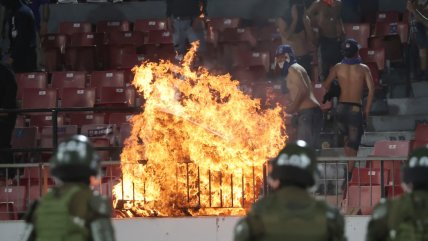 Informe arbitral detalló incidentes protagonizados por hinchas de la U en el Nacional