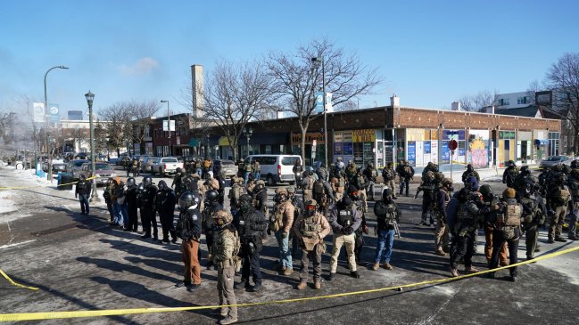 Gobierno de Trump anunció que agentes ICE llevarán cámaras corporales en Minéapolis