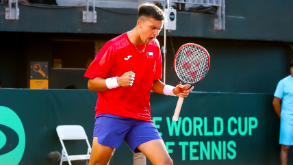 Barrios le dio a Chile el primer punto ante Serbia con un gran triunfo sobre Lajovic