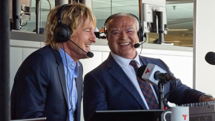   Salió en el Super Bowl: Luis Omar Tapia se lució junto a Owen Wilson en miras al Mundial 