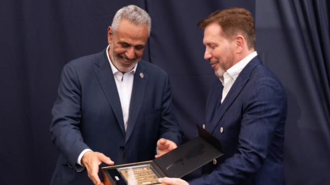 Pablo Milad recibió breve saludo de cumpleaños de Alejandro Domínguez