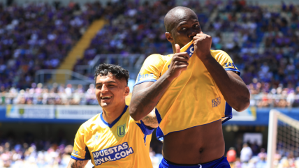   U. de Concepción amargó a Deportes Concepción con remontada en el derbi penquista 