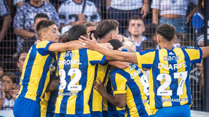   Vicente Pizarro fue titular en la remontada de Rosario Central ante Gimnasia en el Apertura de Argentina 