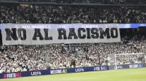 Hinchada de Real Madrid apoyó a Vinicius con lienzo contra el racismo en duelo ante Benfica
