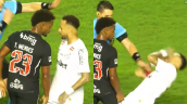 [VIDEO] La exagerada reacción de Neymar en un cara a cara ante Vasco da Gama