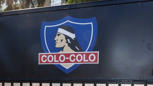 Colo Colo recibió multa de cerca de 400 mil pesos por esconder balones ante Everton