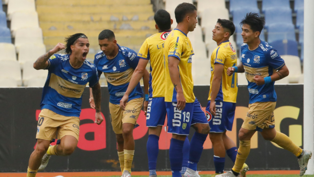 Everton se destapó con un triunfazo a domicilio ante U. de Concepción